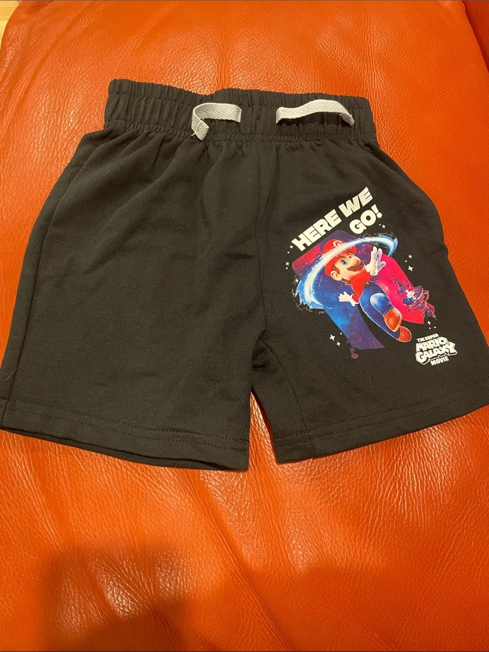 🔥 New without tags🔥 Super Mario Galaxy Kids T-shirt & Shorts Set - Black size 4Y